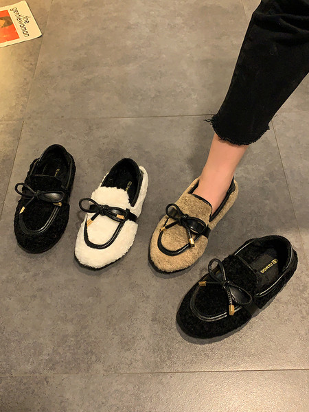 Női pehely alkalmi cipő bőr szalaggal