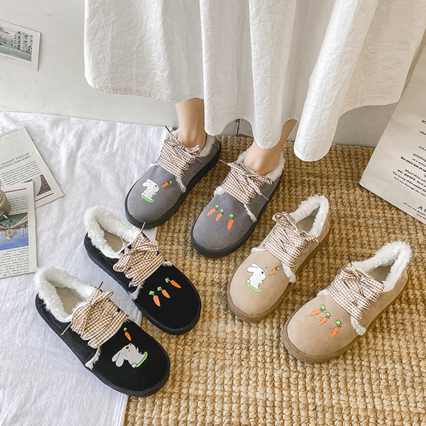 Ležerne ženske cipele s vezicama i aplikacijama