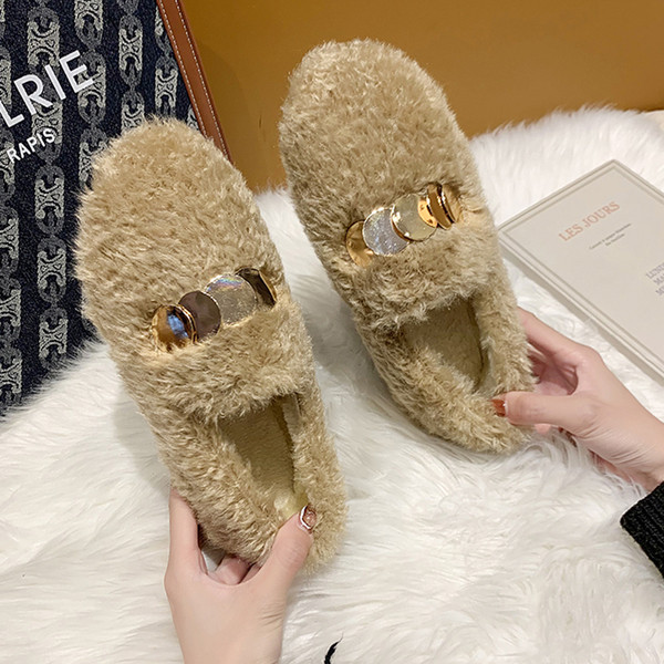 Ležerne ženske patike s metalnim ukrasima i ravnim potplatom