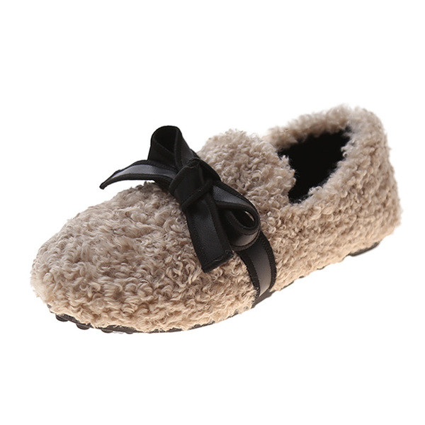 Alkalmi női puha cipő szalaggal