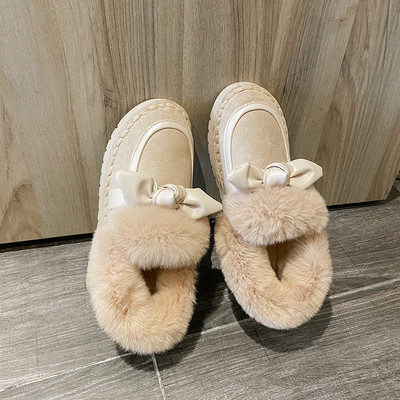 Öko velúrból készült őszi-téli női cipő pehellyel és szalaggal