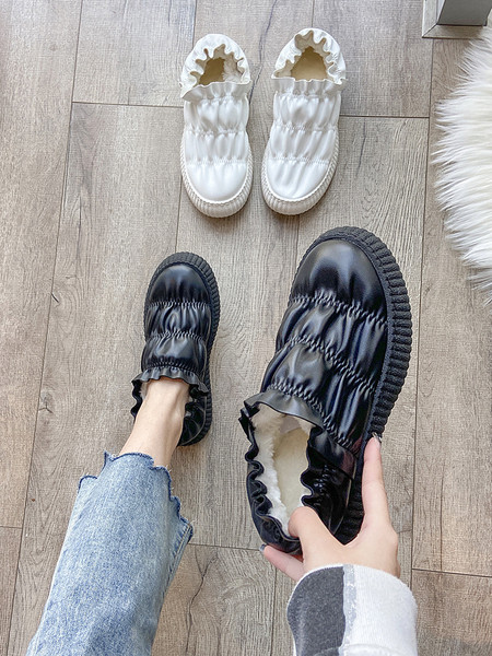 Női alkalmi cipő eko bőrből, lapos talppal és gumírozással