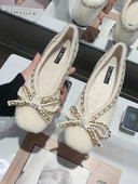 Γυναικεία παπούτσια με επίπεδη σόλα και κορδέλα με μεταλλική αλυσίδα