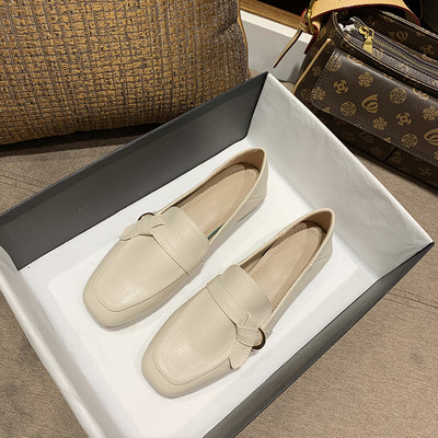 Alkalmi női cipő műbőrből