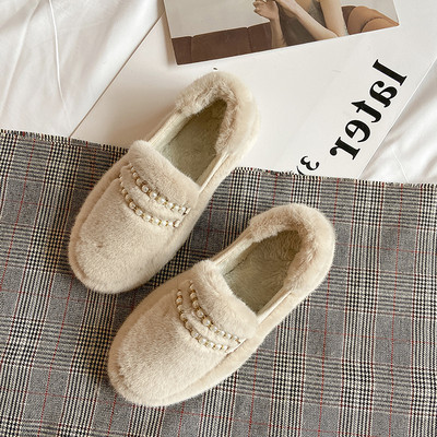 Gyöngyös női pehelycipő új modellje