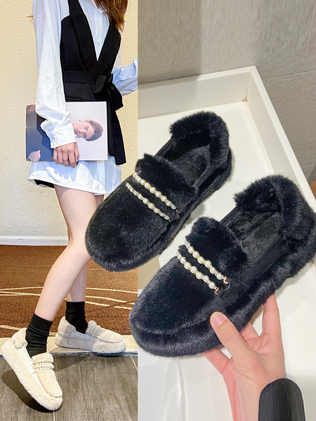 Gyöngyös női pehelycipő új modellje