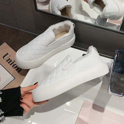 Bőr női alkalmi cipő lapos talppal