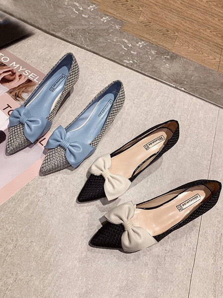 Új modell elegáns női hegyes cipő szalaggal