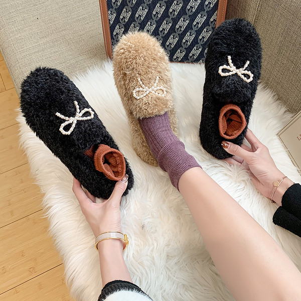 Ženske patike s vezicama i ravnim potplatom