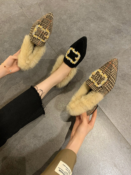 Izoštrene ženske karirane casual cipele s perom