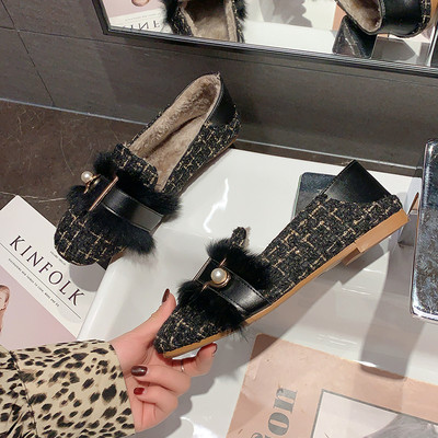 Női alkalmi cipő csattal