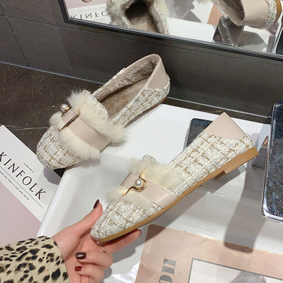 Női alkalmi cipő csattal