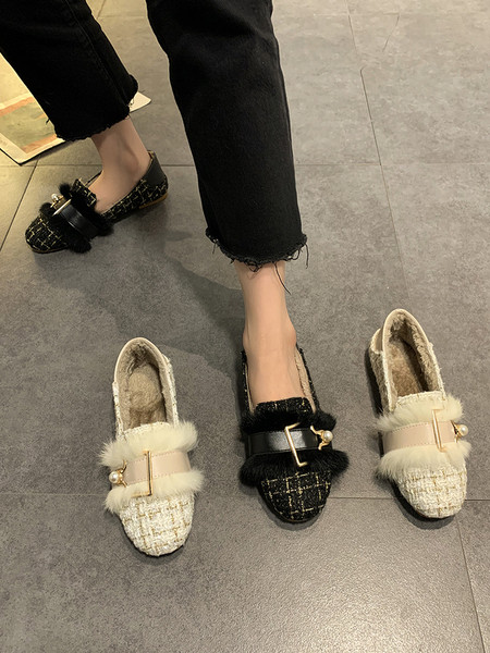 Női alkalmi cipő csattal