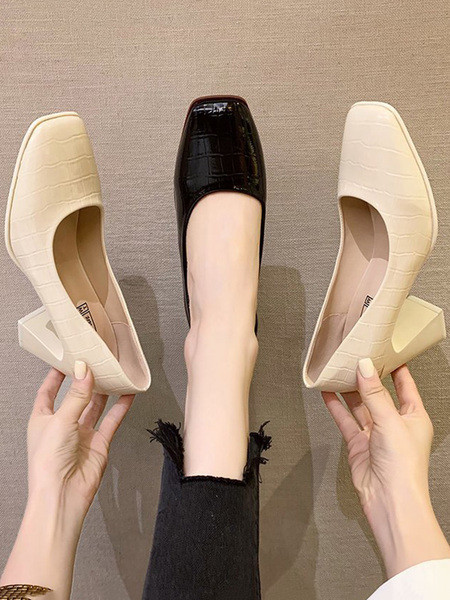 Női alkalmi cipő eko bőrből, szögletes sarokkal