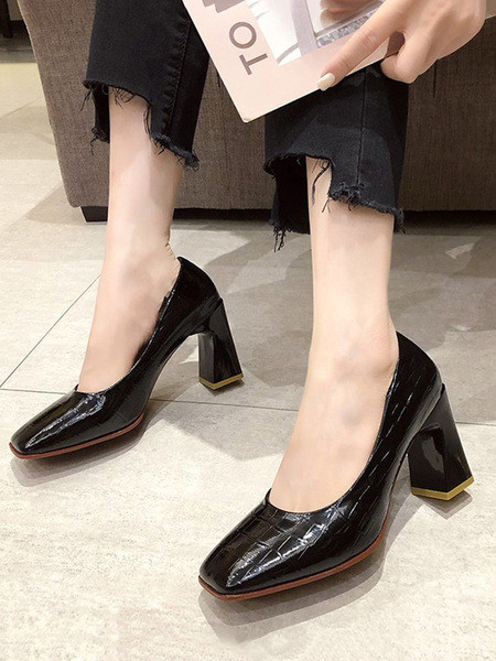 Női alkalmi cipő eko bőrből, szögletes sarokkal