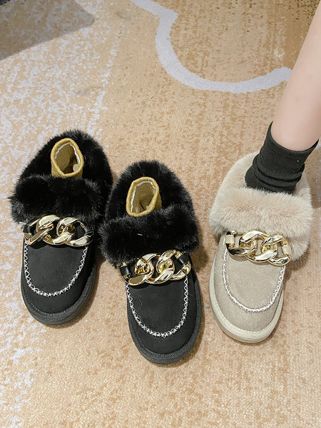 Téli alkalmi női cipő pehellyel és fémlánccal