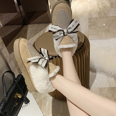 Alkalmi női cipő kövekkel és szalaggal