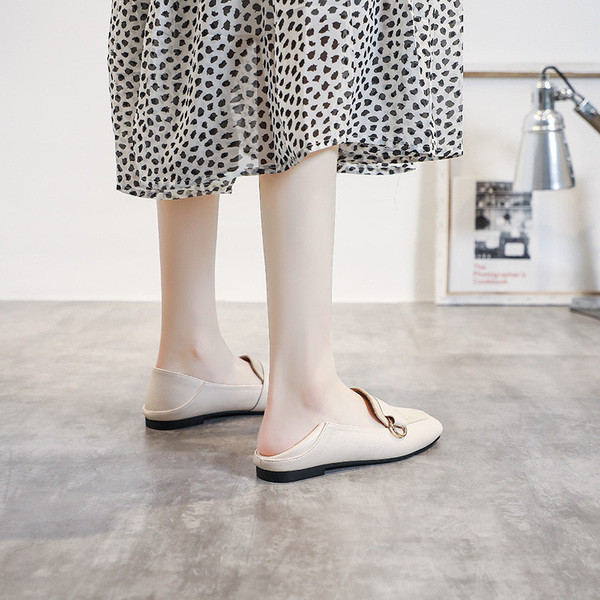 Lapos talpú női alkalmi cipő - műbőr