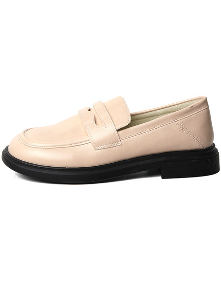 Egyszínű, lapos talpú női cipő