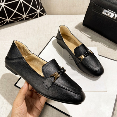 Alkalmi női bőrcipő - lapos talppal