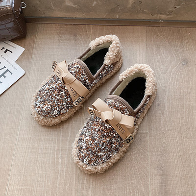 Pantofi moderni de dama cu efect stralucitor si panglica