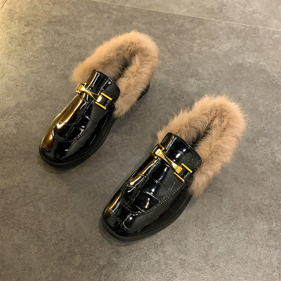 Casual γυναικεία παπούτσια με γούνα - δύο μοντέλα