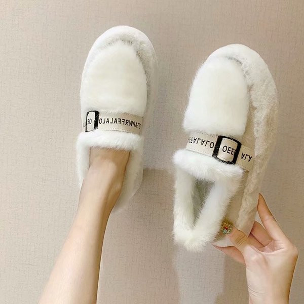 Női alkalmi cipő pehelyfelirattal