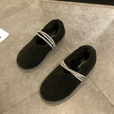 Βελούδινα γυναικεία παπούτσια με επίπεδη σόλα