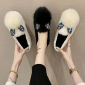 Női pehelycipő 3D elemekkel