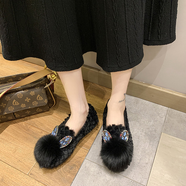 Női pehelycipő 3D elemekkel