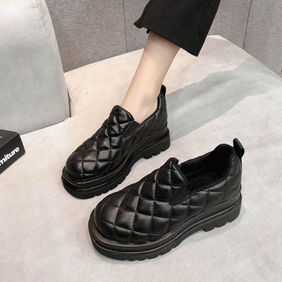 Új modell alkalmi női cipők meleg béléssel és magas talppal