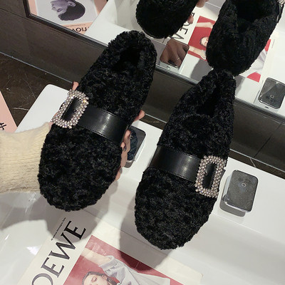 Ležerne ženske perje s kopčom