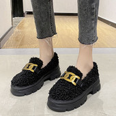 Női alkalmi fekete cipő fém csattal