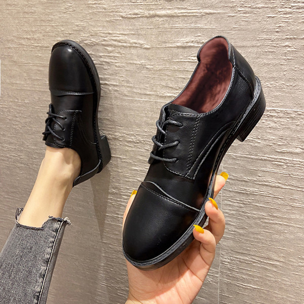 Női alkalmi cipő fekete - műbőr színben