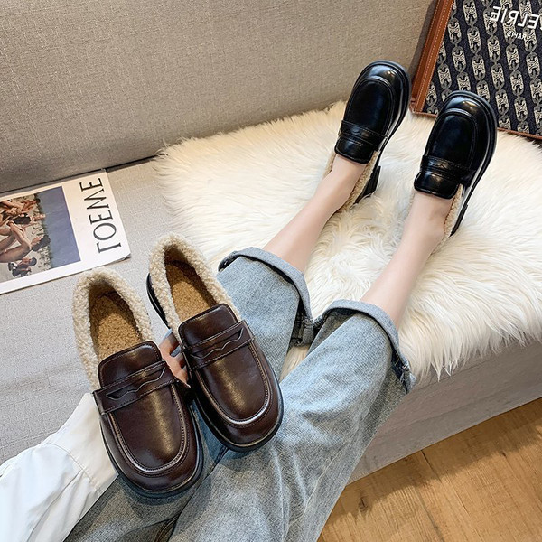 Ženske kožne cipele s toplom postavom u smeđoj i crnoj boji