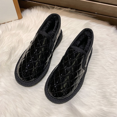 Női téli alkalmi cipő meleg béléssel és lapos talppal