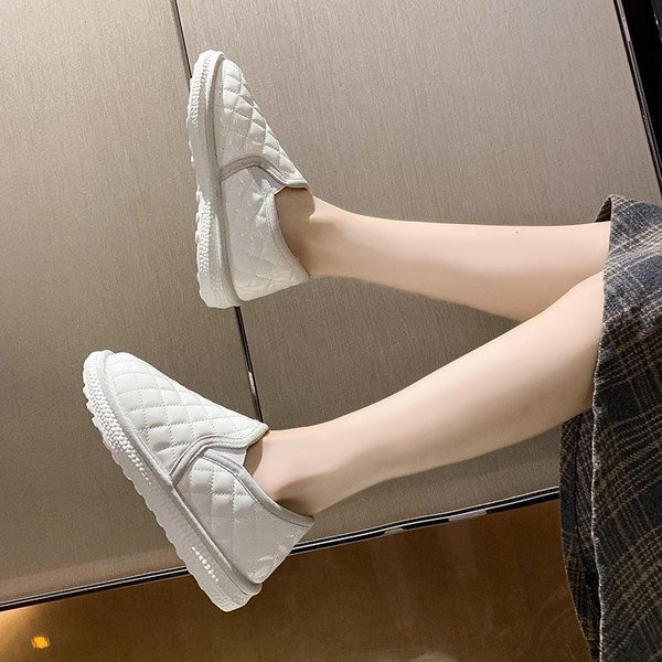 Női téli alkalmi cipő meleg béléssel és lapos talppal