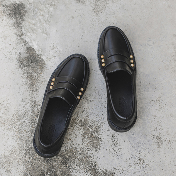 Alkalmi bőr cipő fekete színben