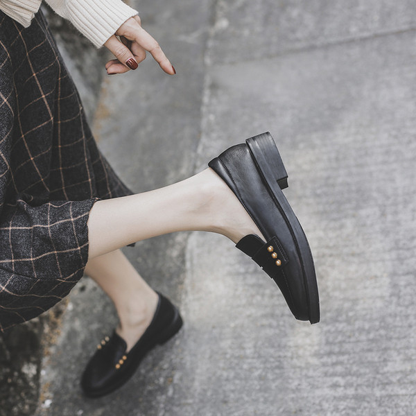 Alkalmi bőr cipő fekete színben