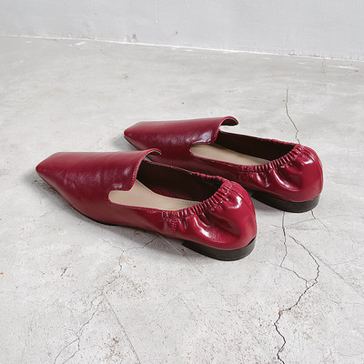 Eko bőrből készült tiszta női cipő, lapos talppal