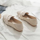 Lapos talpú női velúr cipő