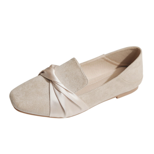 Lapos talpú női velúr cipő