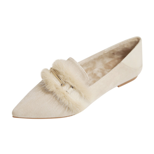 Alkalmi női cipő pehelyes - hegyes modellel