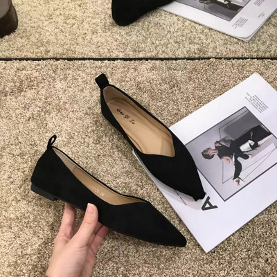 Új modell női hegyes cipő több színben