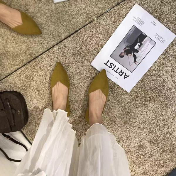 Új modell női hegyes cipő több színben