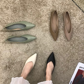 Egyszínű női alkalmi cipő lapos talppal