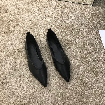 Egyszínű női alkalmi cipő lapos talppal