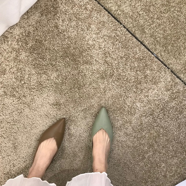 Egyszínű női alkalmi cipő lapos talppal