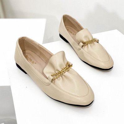 Új modell női alkalmi cipők lapos talppal és fém lánccal