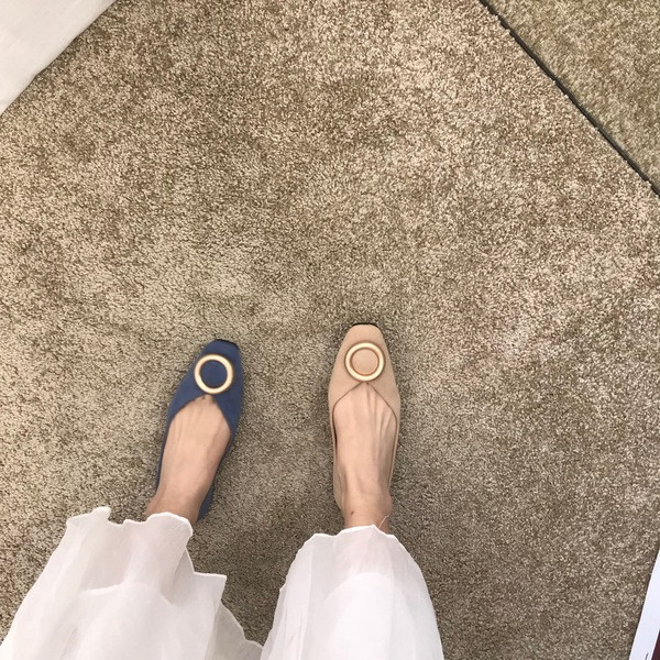 Női alkalmi cipő öko velúrból, fém elemmel